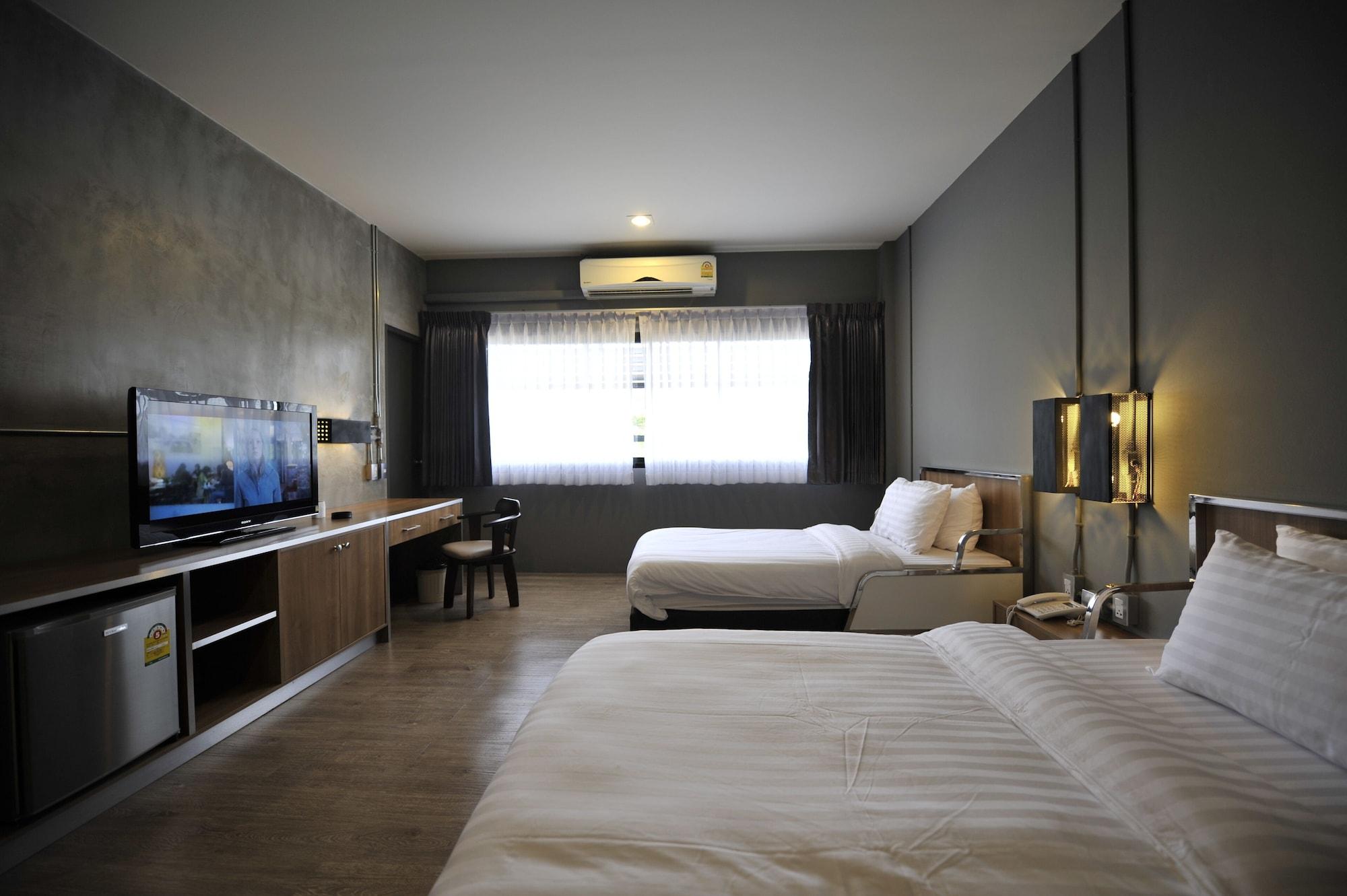 The Terminal Khon Kaen Hotel Bagian luar foto