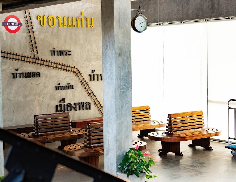 The Terminal Khon Kaen Hotel Bagian luar foto